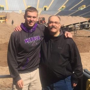 Meet your Posher, Brandon